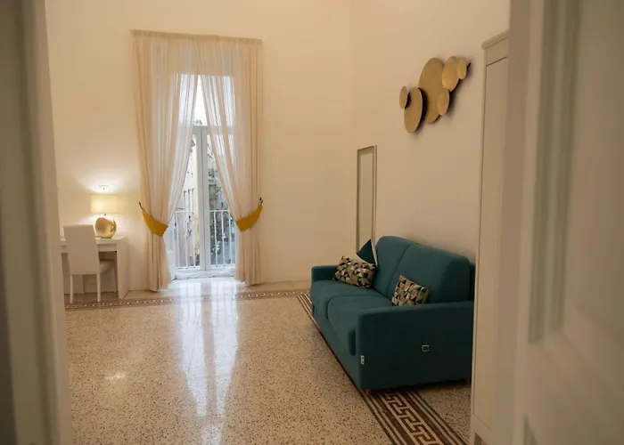 1811 Residenza Storica 4* Napoli